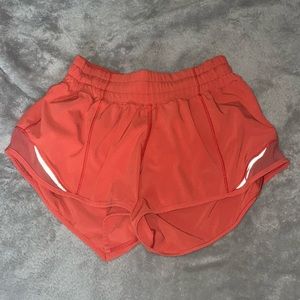 Lululemon Hotty Hot shorts